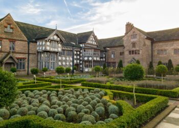 How to buy a new property in Nottingham UK